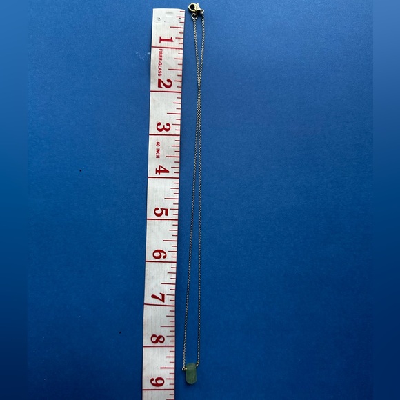 NWOT Gold plated chain with a Green Aventurine real stone - Picture 11 of 11